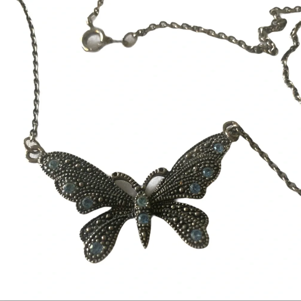 Butterfly Necklace blue crystals - Picture 3 of 10